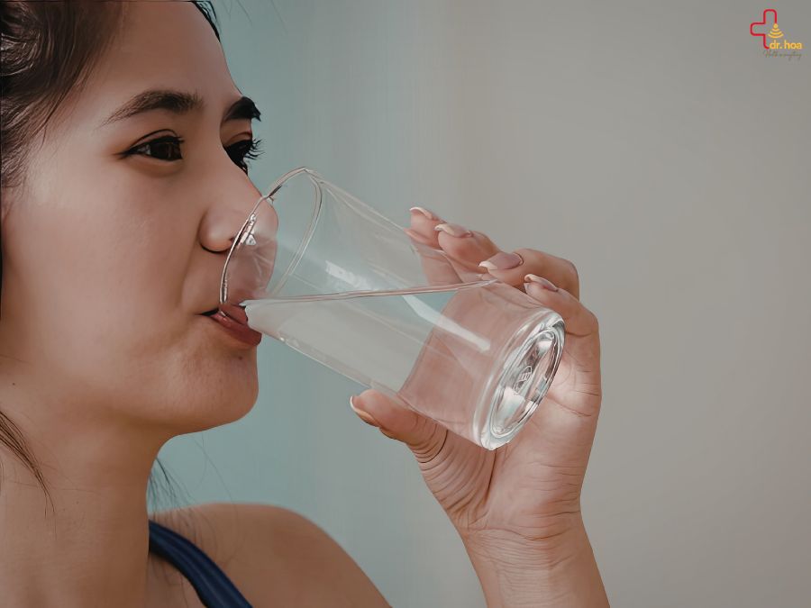 Trong một số trường hợp trước khi khi siêu âm bụng cần uống nhiều nước vầ nhịn tiểu.